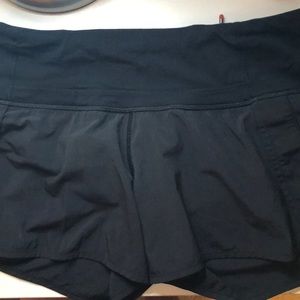 Lululemon black speed short